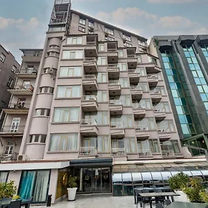 https://grand-star-hotel-premium.istanbul-turkeyhotels.com
