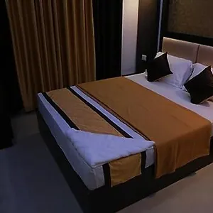 https://oyo-15974-hala-residency.kerala-hotels.net