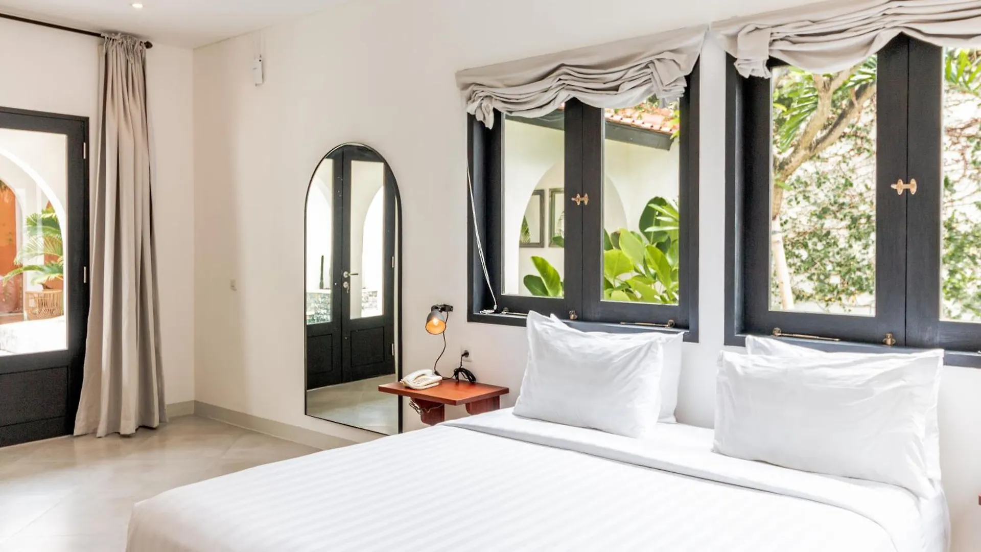 **** Resort Happy Together By Kresna Hospitality Seminyak  Indonesia