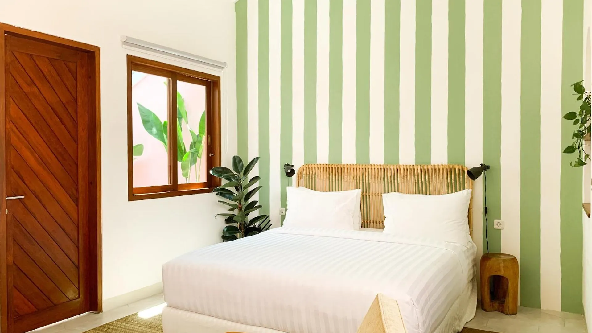 **** Resort Happy Together By Kresna Hospitality Seminyak  Indonesia